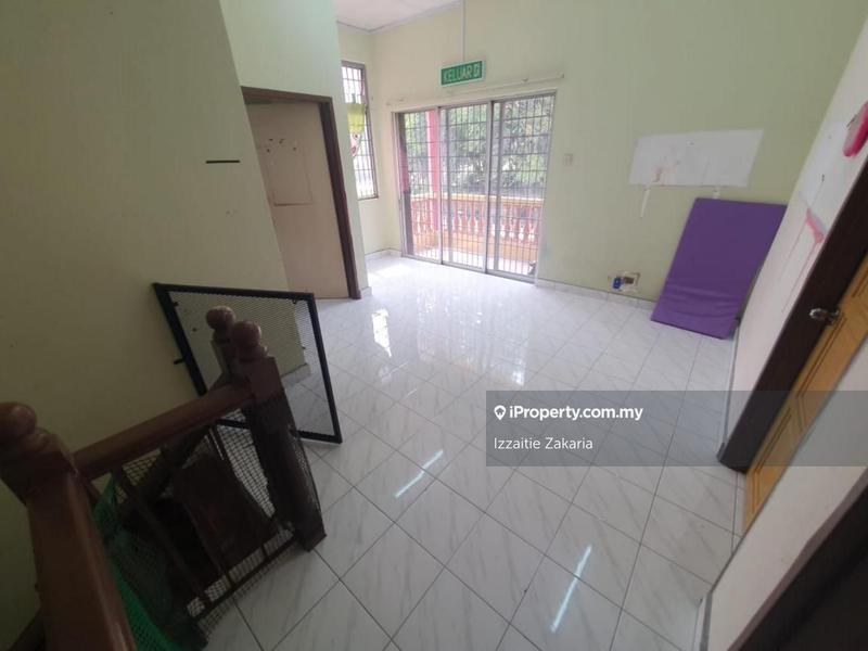1-storey Terraced House for Sale in End Lot Terrace Seksyen 4 Bangi, Bangi by Izzaitie Zakaria - iProperty.com.my