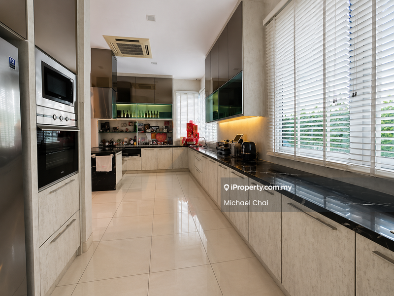 Rumah Berkembar untuk Dijual di Puchong, Selangor oleh Michael Chai - iProperty.com.my