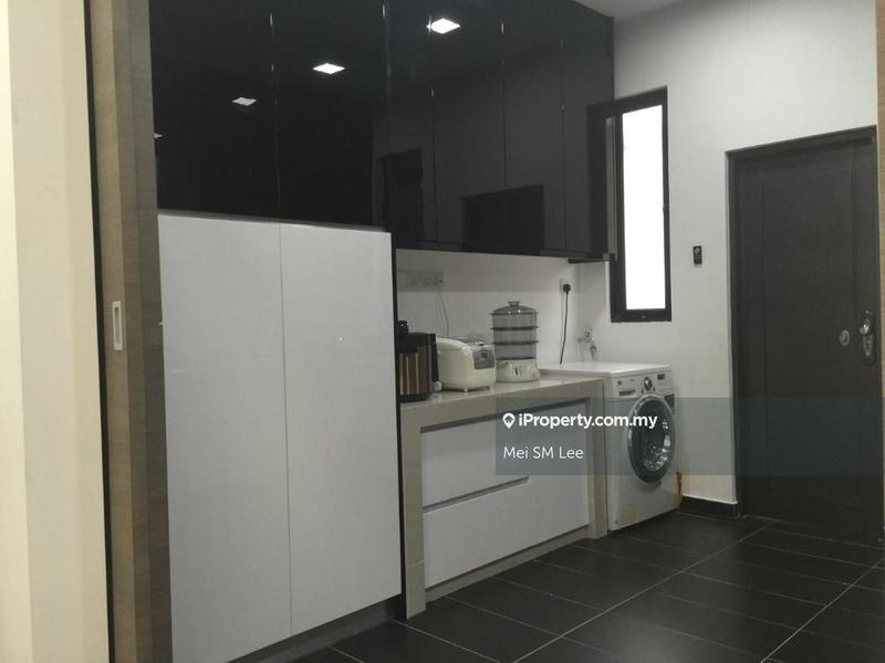 Twin Palms, Sungai Long Kitchen