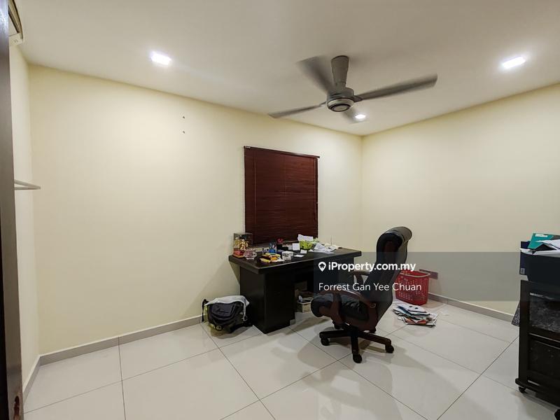 Rumah Pangsa untuk Dijual di Bandar Bukit Tinggi 2 oleh Forrest Gan Yee Chuan - iProperty.com.my