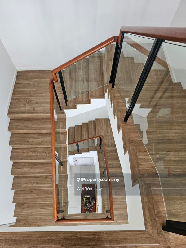 Rumah Berangkai 3 Tingkat untuk Dijual di Twentyfive7, Tanjong Duabelas oleh Wei Wei Low - iProperty.com.my