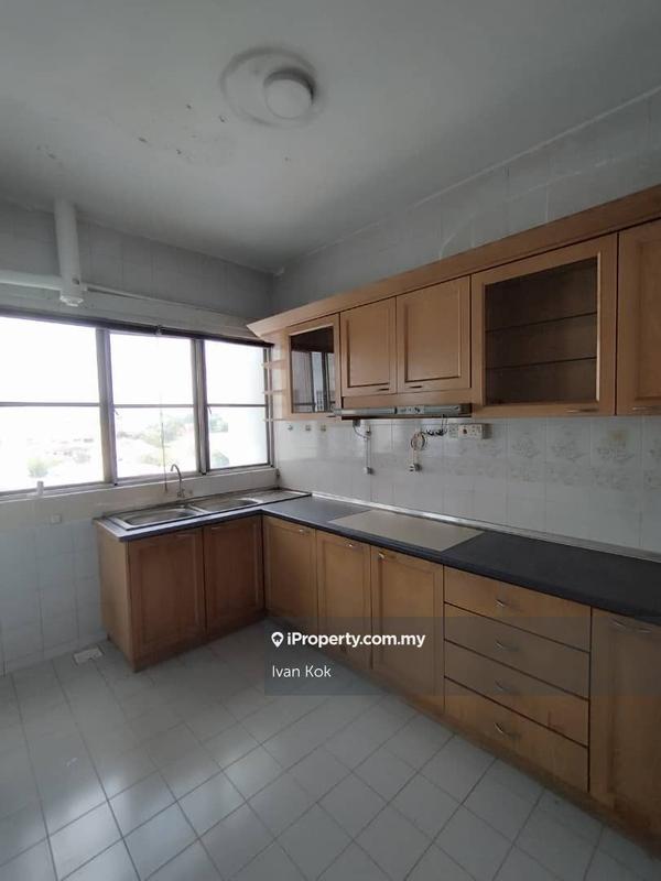 For Sale - Prima 16 (Prima Sixteen)