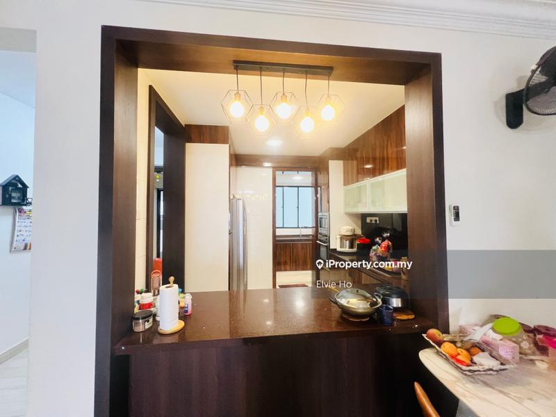 Condominium for Sale in Papillon Desahill Condominium by Elvie Ho - iProperty.com.my
