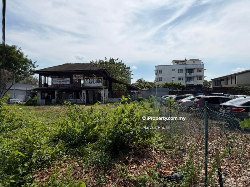 For Sale - Corner land in between Macalister Road & Jalan Berek