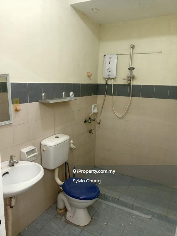 1-storey Terraced House for Rent in Taman Fantasi, Jalan Likas, Kota Kinabalu by Sylvia Chung - Bathroom - iProperty.com.my