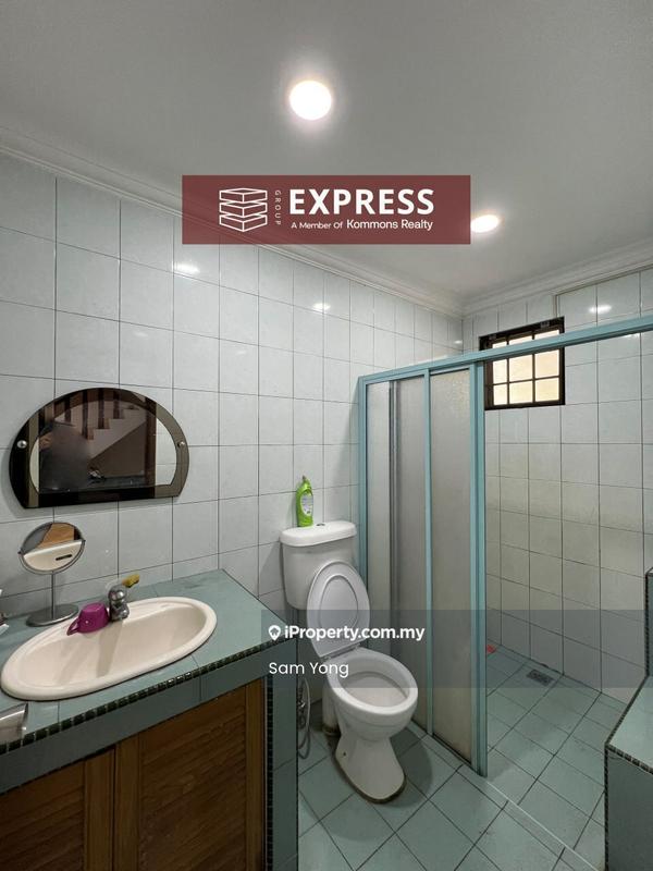 Bungalow House untuk Dijual di Pujut, Miri oleh Sam Yong - Bathroom - iProperty.com.my