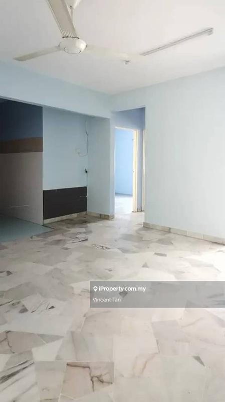 For Rent - Taman Serdang Raya Seksyen 3 Apartment
