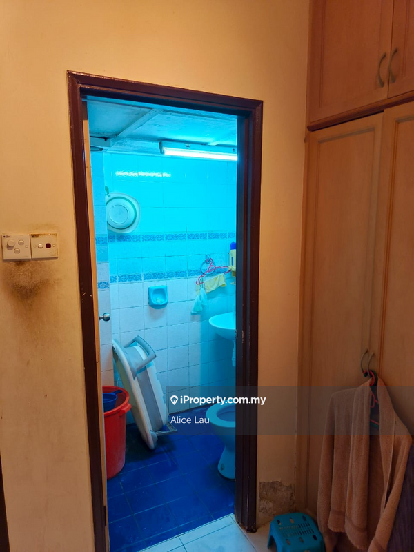 Townhouse for Sale in Taman Saga, Ampang by Alice Lau - iProperty.com.my