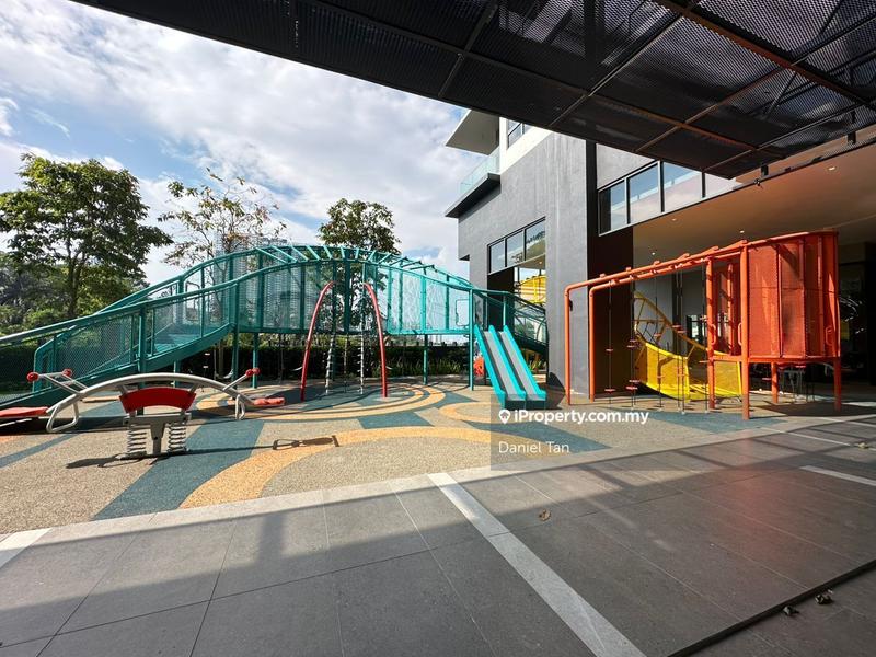 For Rent - Trinity Pentamont