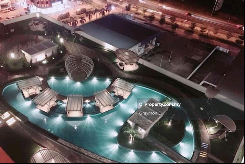 Service Residence for Rent in Crescent Bay Suites (Teluk Bayu) by Greymon Er - iProperty.com.my