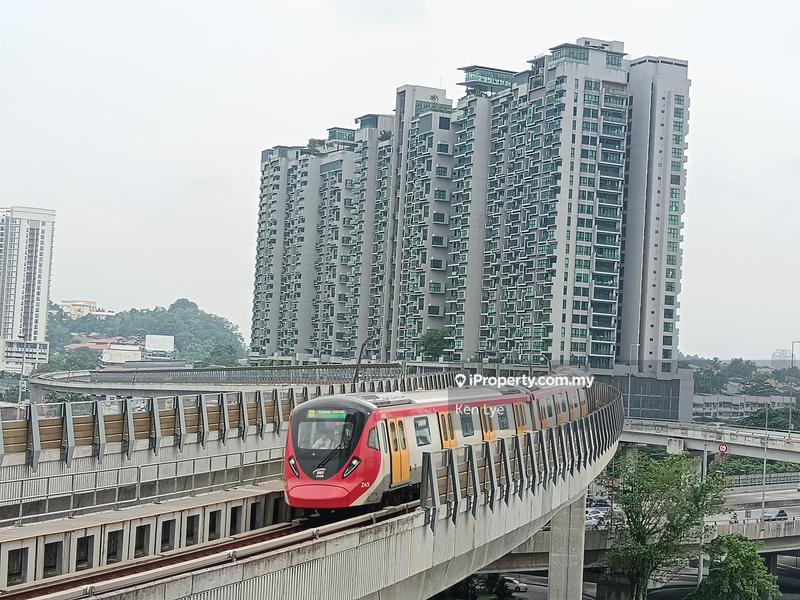 For Sale - The Leafz @ Dedaun