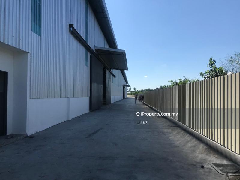 Detached Factory for Sale in Kampung Teluk Mengkuang, Telok Panglima Garang by Lai KS - iProperty.com.my