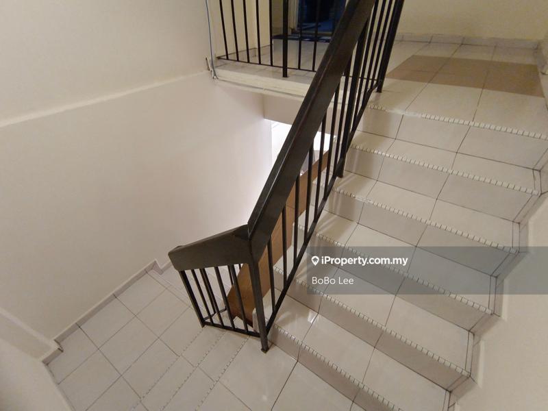 Rumah Teres 2-Tingkat untuk Dijual di Happy Garden, Kuchai Lama oleh BoBo Lee - iProperty.com.my