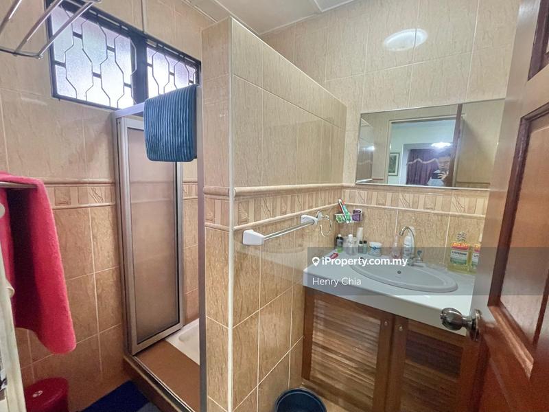 Rumah Berkembar untuk Dijual di Taman Lucky, Bangsar oleh Henry Chia - iProperty.com.my