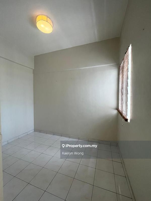 For Sale - Prisma Perdana