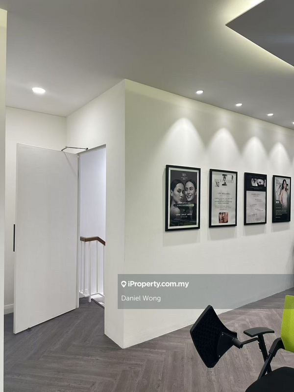 Pejabat untuk Dijual di Mont Kiara, Kuala Lumpur oleh Daniel Wong - iProperty.com.my
