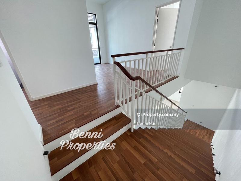 Rumah Berkembar untuk Dijual di Eco Majestic, Semenyih oleh Benni Pui - iProperty.com.my