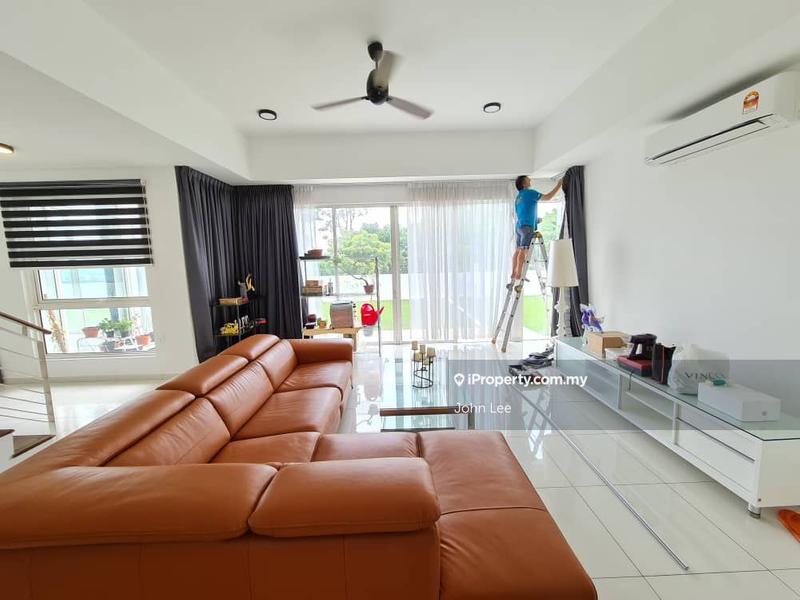 Bungalow House for Sale in Laman Granview Taman Saujana Puchong, Puchong by John Lee - iProperty.com.my