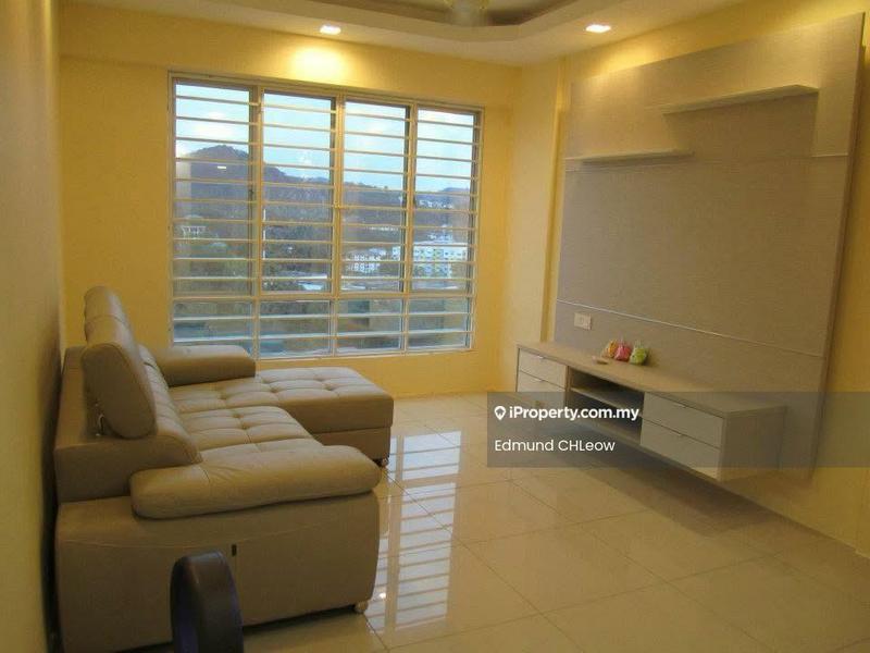 Kondominium untuk Dijual di Selayang Point oleh Edmund CHLeow - Living Room - iProperty.com.my