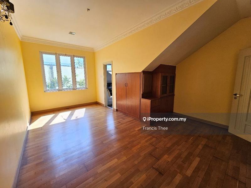 Bungalow House for Sale in Saujana Impian, Kajang by Francis Thee - iProperty.com.my