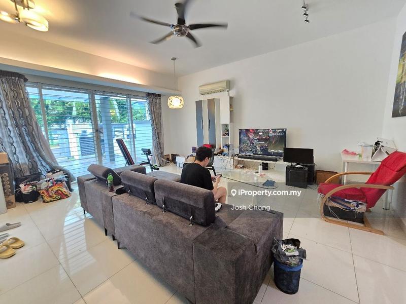 Rumah Berangkai 2.5 Tingkat untuk Dijual di wh698, Subang Jaya oleh Josh Chong - iProperty.com.my