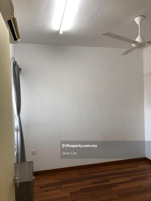 Service Residence for Rent in Impiria Residensi Bukit Tinggi Klang by Jeon Lim - iProperty.com.my