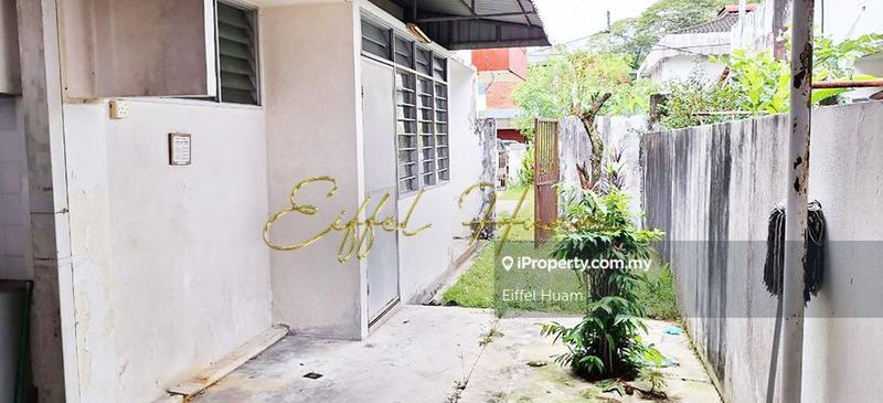 Rumah Berkembar untuk Dijual di Tanjung Bungah, Penang oleh Eiffel Huam - iProperty.com.my
