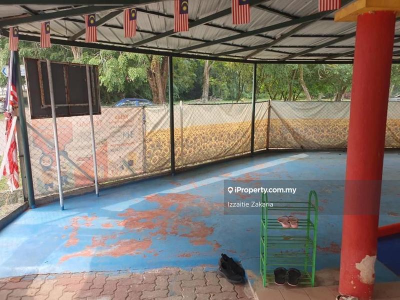 1-storey Terraced House for Sale in End Lot Terrace Seksyen 4 Bangi, Bangi by Izzaitie Zakaria - iProperty.com.my