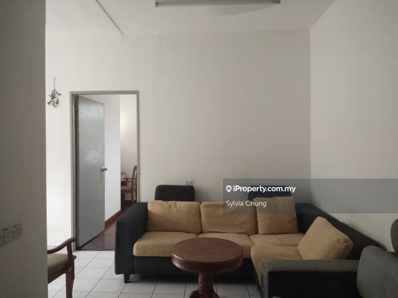 For Sale - University Apartment Phase 1