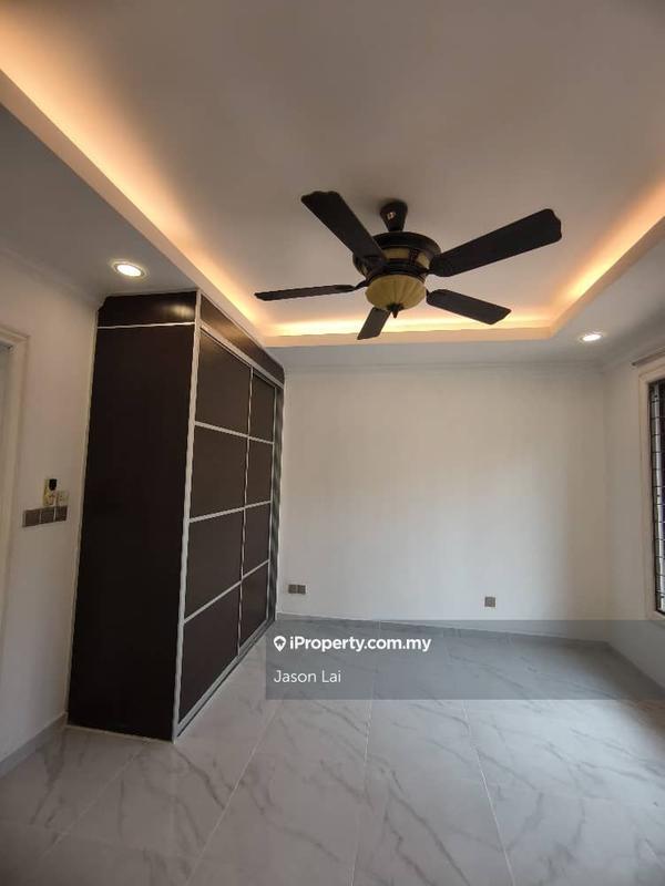 Bungalow House for Sale in Seksyen 4, Kota Damansara by Jason Lai - iProperty.com.my