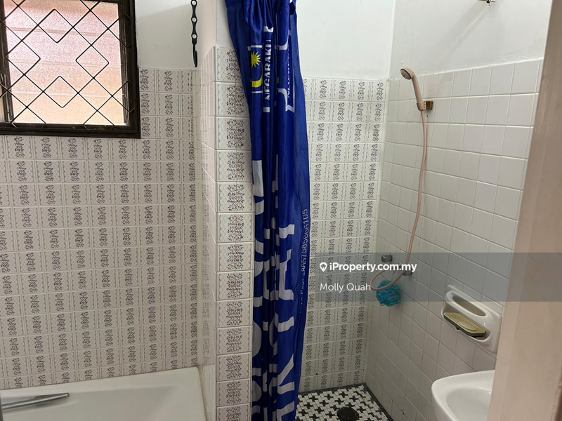 Bungalow House for Sale in Taman Universiti Ss3, Petaling Jaya by Molly Quah - iProperty.com.my