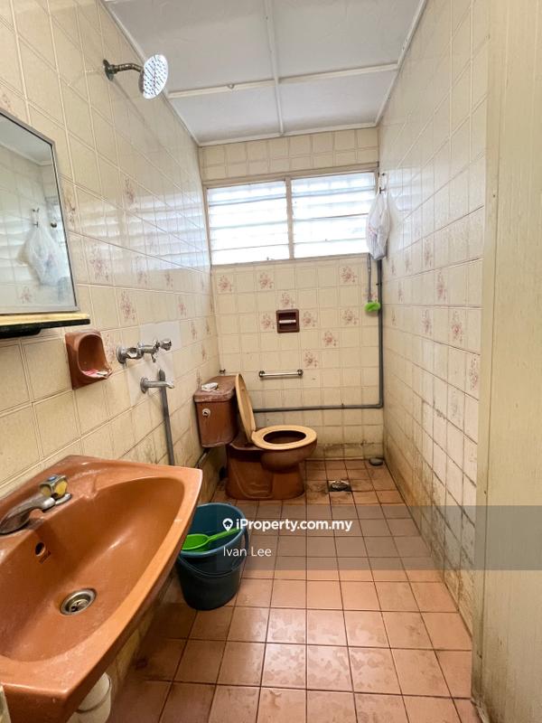 Rumah Berkembar untuk Dijual di Taman Tun Dr. Ismail, Kuala Lumpur oleh Ivan Lee - iProperty.com.my
