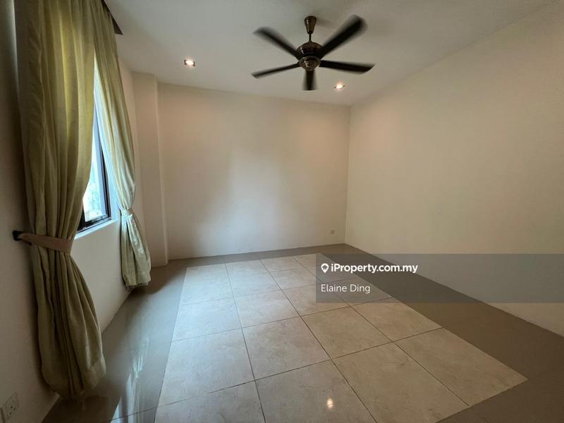 Banglo untuk Dijual di Country Heights, Kajang oleh Elaine Ding - iProperty.com.my