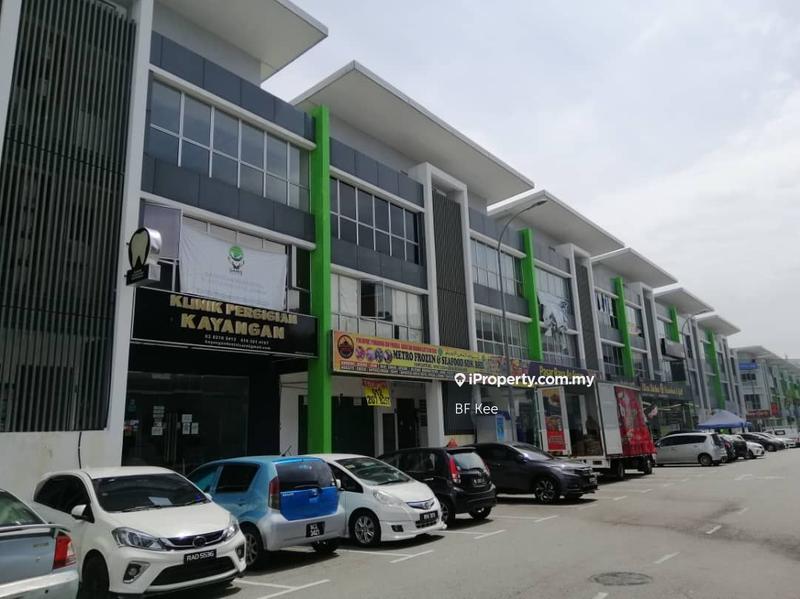 For Sale - Township Freehold Shop for Sale High ROI Below Market Price! Beside KL Seremban Highway