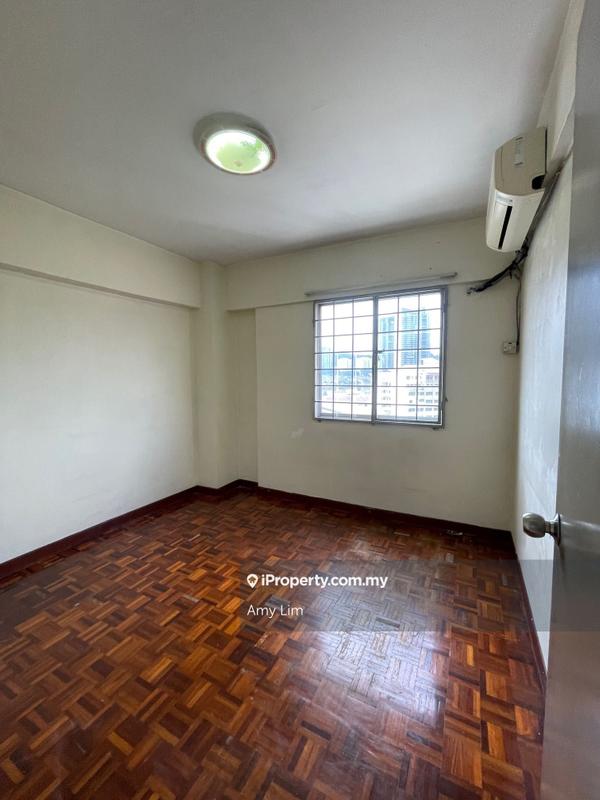 For Sale - Avenue Court