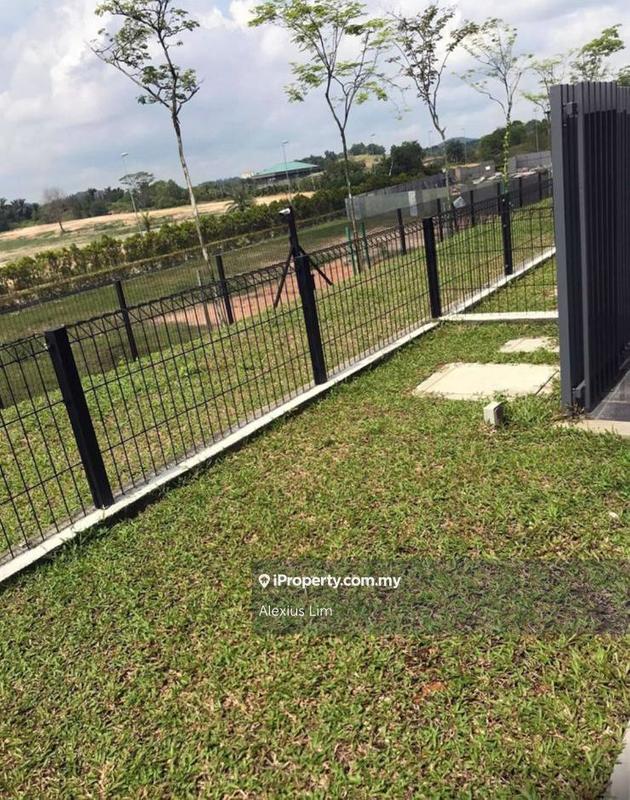 Kediaman Servis untuk Dijual di Emerald Residence oleh Alexius Lim - iProperty.com.my