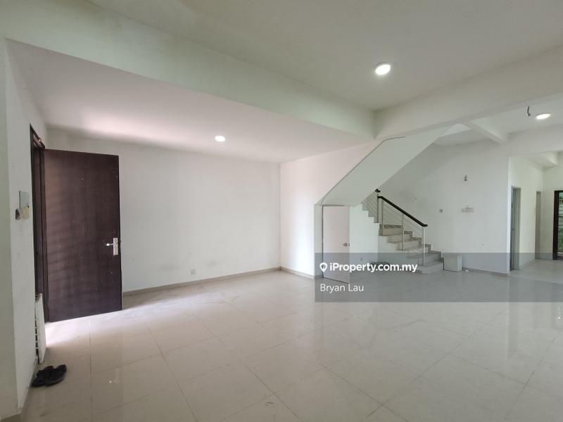 Rumah Berkembar untuk Dijual di Seri Kembangan, Selangor oleh Bryan Lau - iProperty.com.my