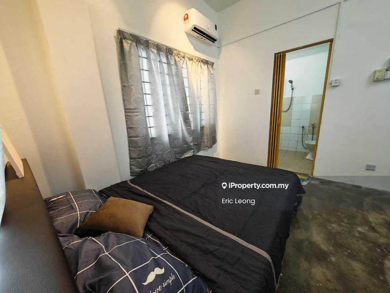 Apartment for Rent in Intan Apartment by Eric Leong - Bedroom - iProperty.com.my