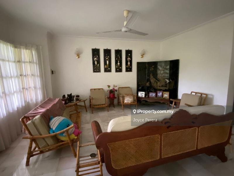 Bungalow House for Sale in Taman Zooview, Ulu Kelang by Joyce Perera - iProperty.com.my