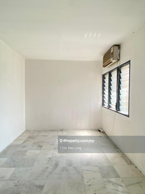 Flat for Sale in Rumah Pangsa Senawang Fasa 2 by Chin Mei Ling - iProperty.com.my