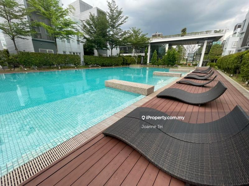 Bungalow House for Sale in Lakefront Villa, Cyberjaya by Joanne Tei - iProperty.com.my