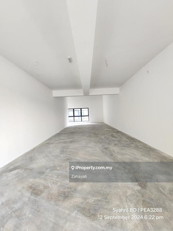 Kilang Berkembar untuk Dijual di Elmina, Shah Alam oleh Zahayati - iProperty.com.my