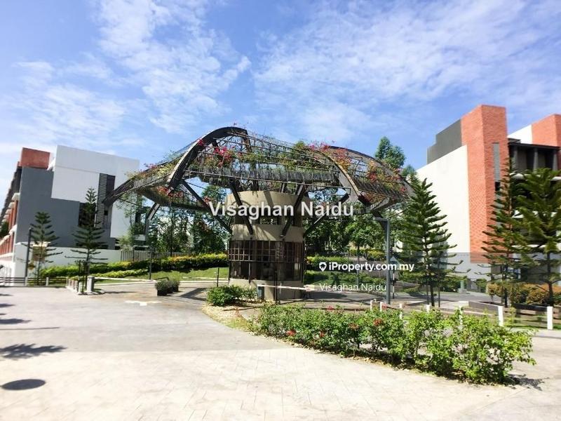 Rumah Berangkai 3.5 Tingkat untuk Dijual di Fields of Gold Villa Senja Taman Anggun, Rawang oleh Visaghan Naidu - iProperty.com.my