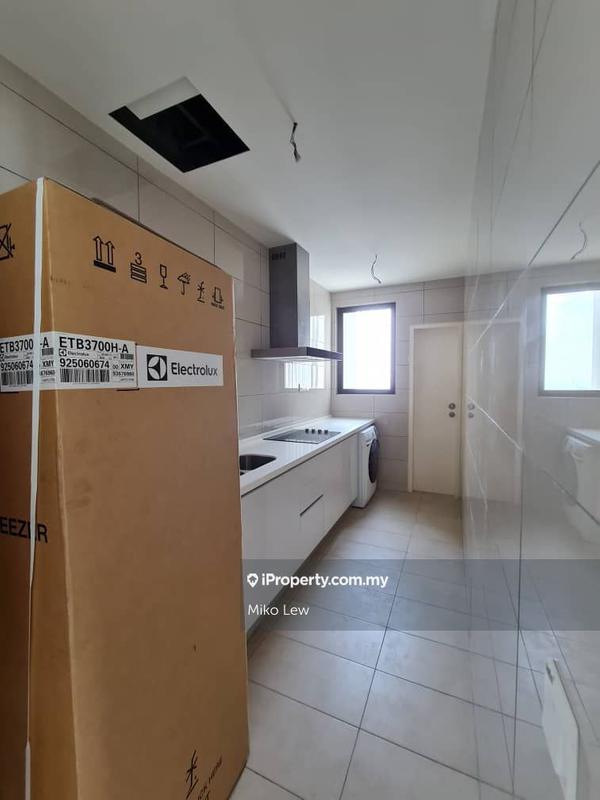 For Sale - The Park Sky Residence