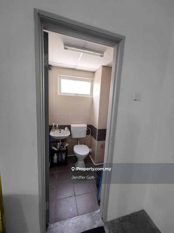 Shop-Office for Sale in Taman Aston next to Jit Sin Independent School, Bukit Mertajam by Jeniffer Goh - iProperty.com.my