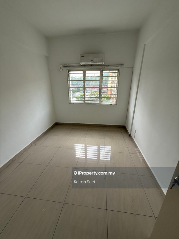 Apartment for Sale in Tiara Hatamas Apartment by Kelton Seet - iProperty.com.my