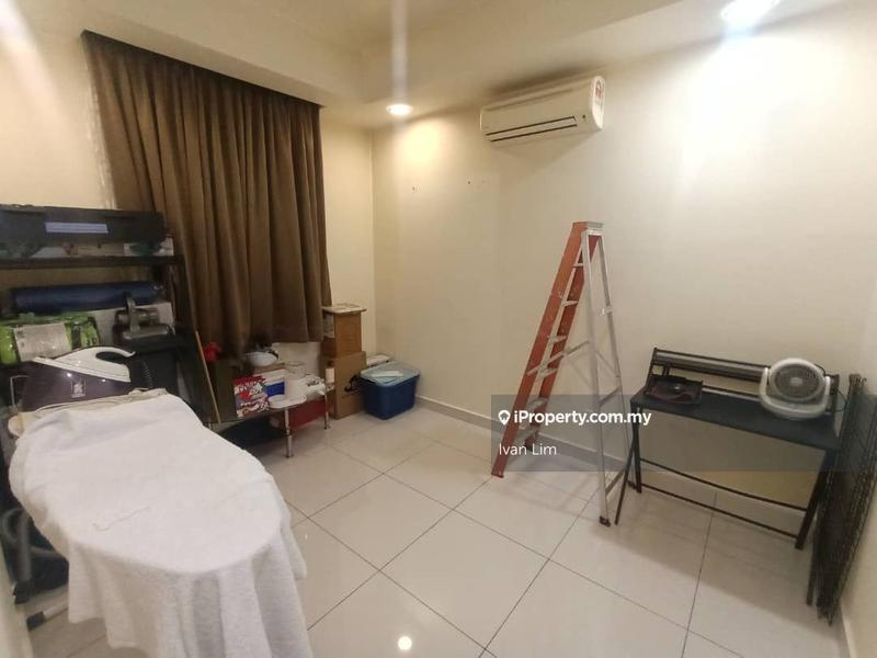 Kediaman Servis untuk Dijual di The Court @ Central Residence oleh Ivan Lim - iProperty.com.my