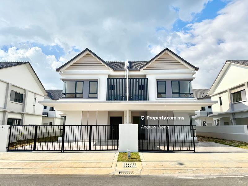 Semi-Detached House untuk Dijual di Cyber 10, Cyberjaya oleh Andrew Wong - iProperty.com.my