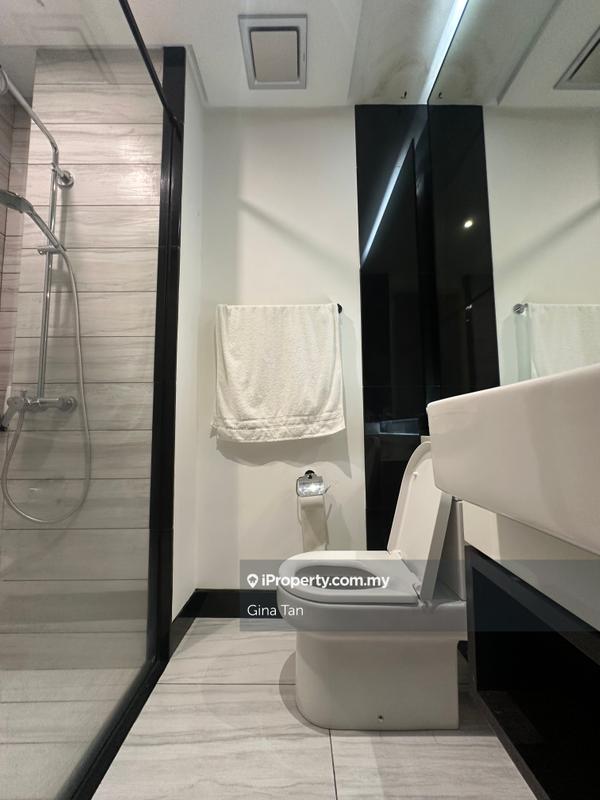 For Sale - Straits Residences