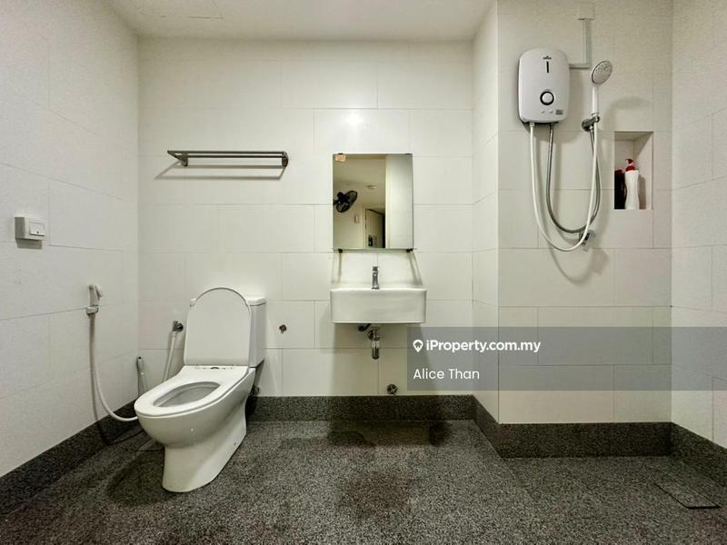 Kediaman Servis untuk Disewa di SqWhere Service Apartments oleh Alice Than - Bathroom - iProperty.com.my